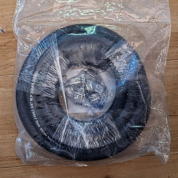 Fuel Line Hose SAE J30R7 3/8" W.P 300PSI w/10 Clamps NIP - Picture 2 of 7